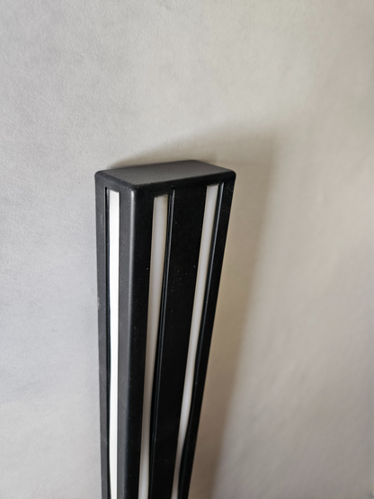 Linea Wall Light