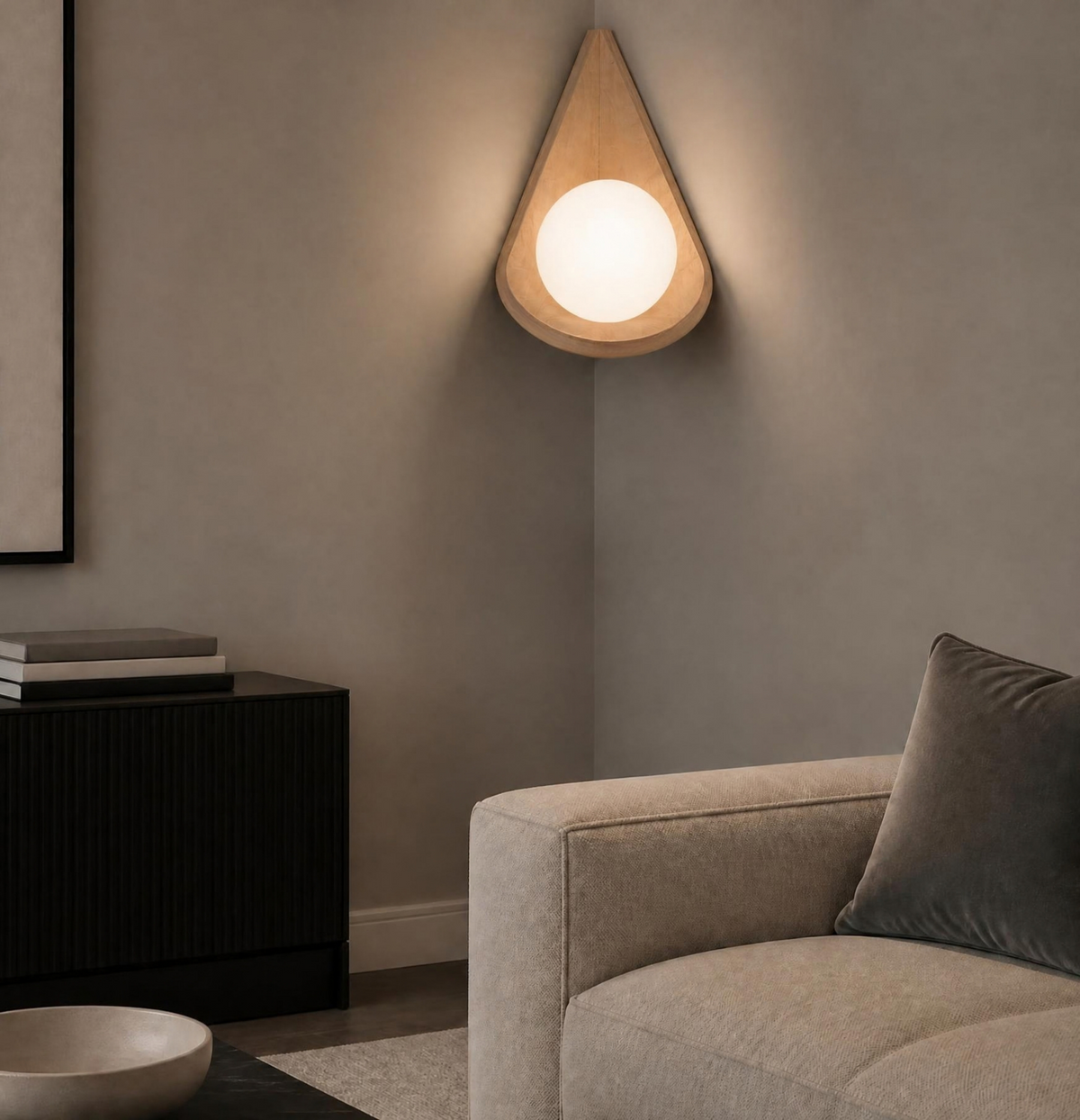 Corner Globe Light